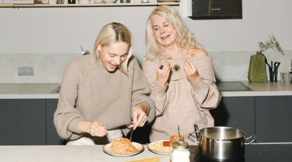 Which Food and Drinks Should I Avoid to Control Incontinence?