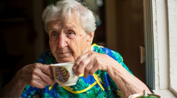 Living Alone with Incontinence: Confidently Managing Leaks Solo