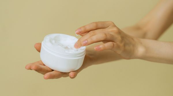 Winter Skin Care for Incontinence: Staying Warm, Dry, and Comfortable