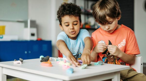 Childhood Urinary Incontinence: Medical vs. Behavioural Causes